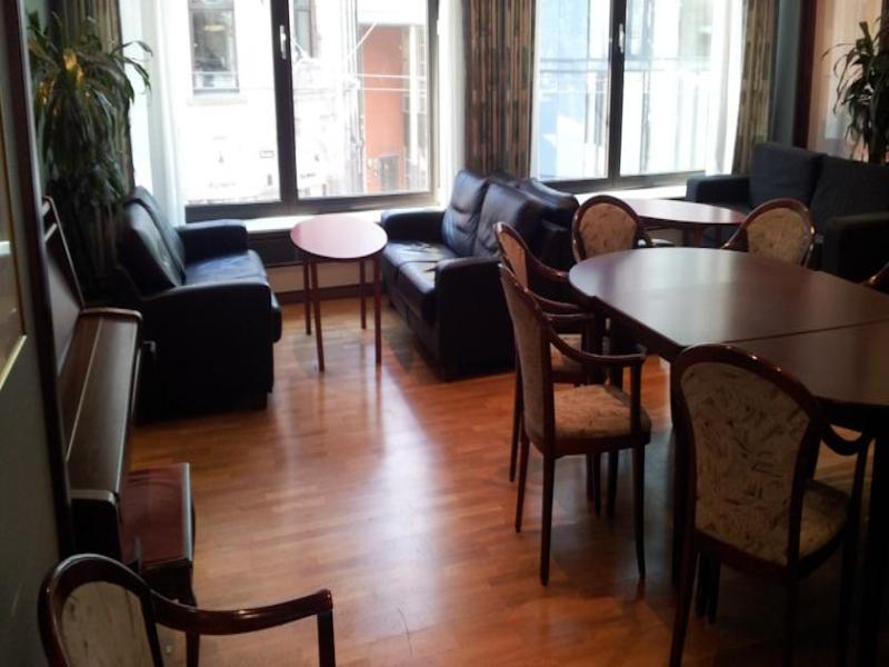 One Bedroom Apartment In Oslo, Skippergaten 19 Экстерьер фото